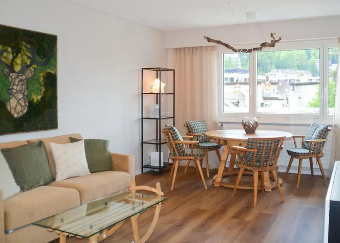 Swissme - Neu-seeblick-balkon-parkplatz-nahe Bergbahn Sankt Moritz